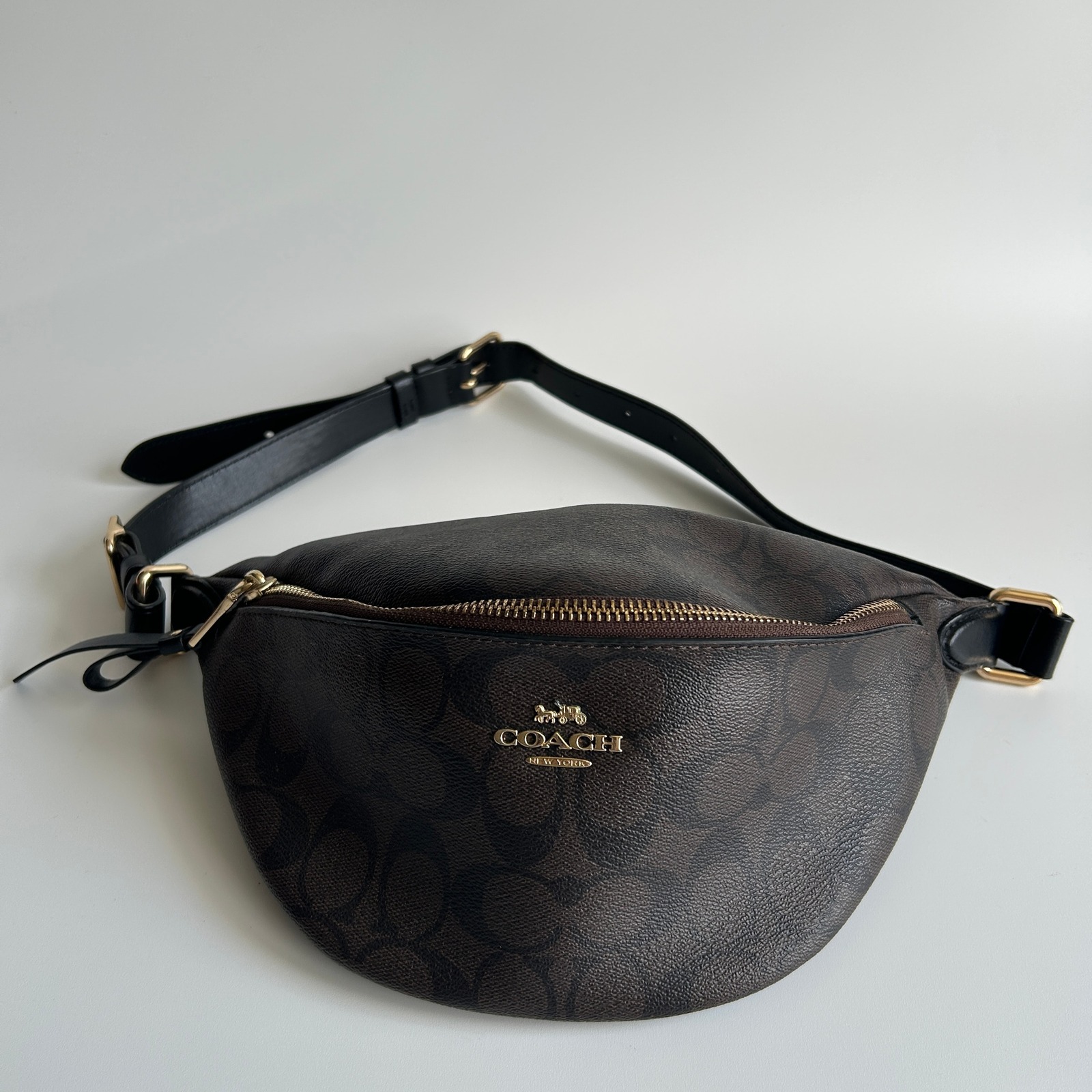 Coach Signature Belt Bag Brown Black Canvas Leather Fanny Pack Excellent